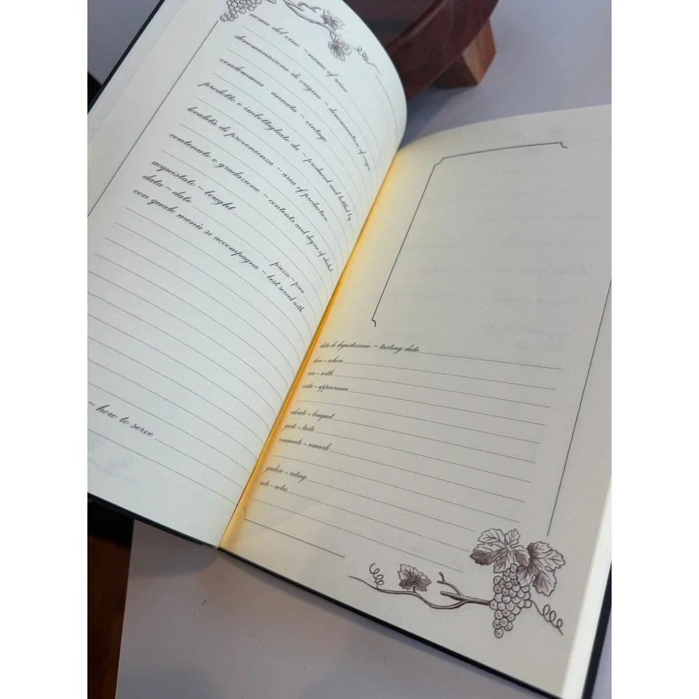 Wine Tasting Journal Made in Italy Wine Enthusiast Hardcover Book‎ of Wines